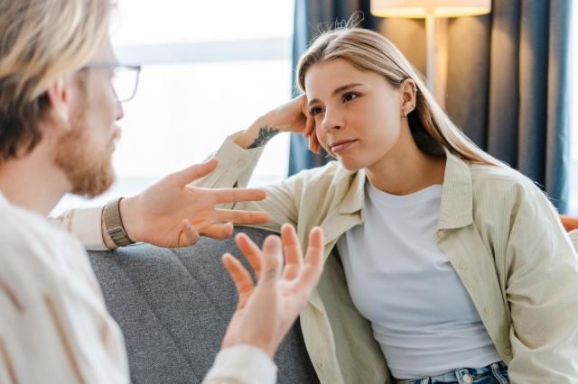How to Handle Miscommunication in Relationships cover picture