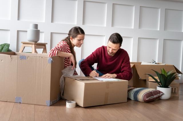 Packing with Purpose: Pro Tips to Stay Organized Before and After the Move cover picture