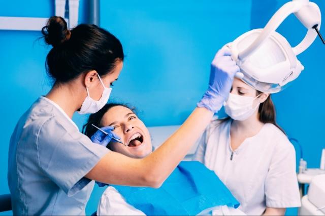 What to Expect with Wisdom Teeth Removal: Before, During, & After cover picture