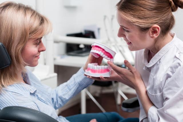 All You Need to Know About Flexible Dentures cover picture