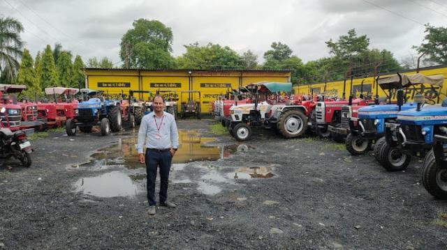 Choosing an Old Tractor: A Practical Guide for Buyers cover picture