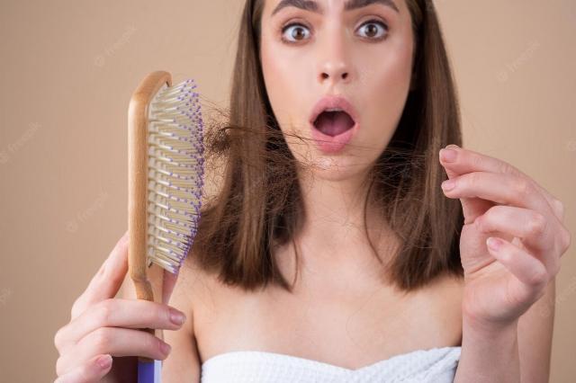 What Causes Female Hair Loss? The Best Way To Avoid It cover picture