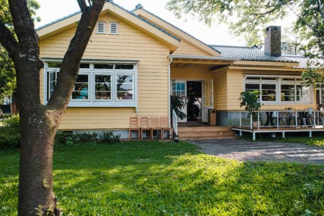 Steel Garden Sheds vs Wooden Sheds: Which is the Better Choice? cover picture