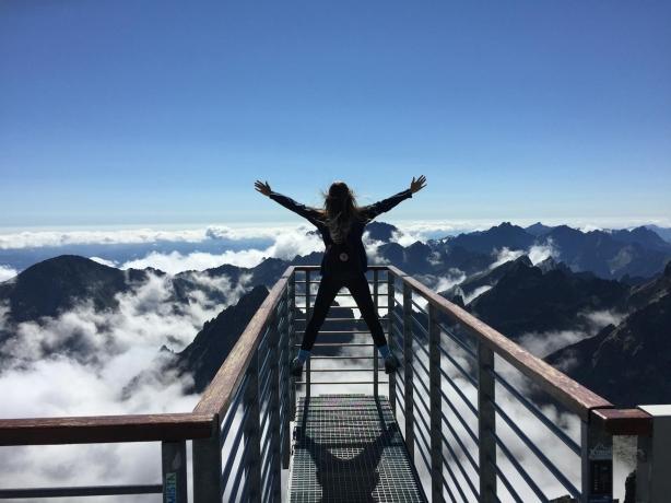 How Travel Can Be a Tool for Personal Growth and Recovery cover picture
