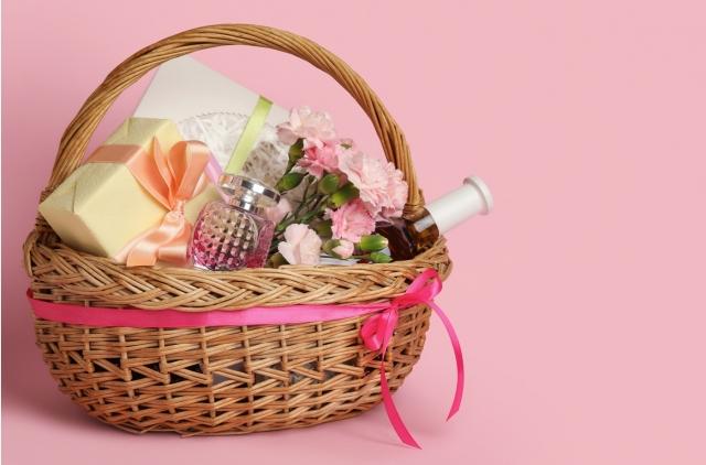 5 Delightful Gift Ideas For Mums That Will Make Her Smile cover picture