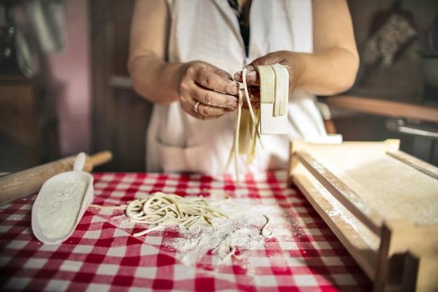 Top Scientific and Technical Skills to Work in the Culinary Arts cover picture