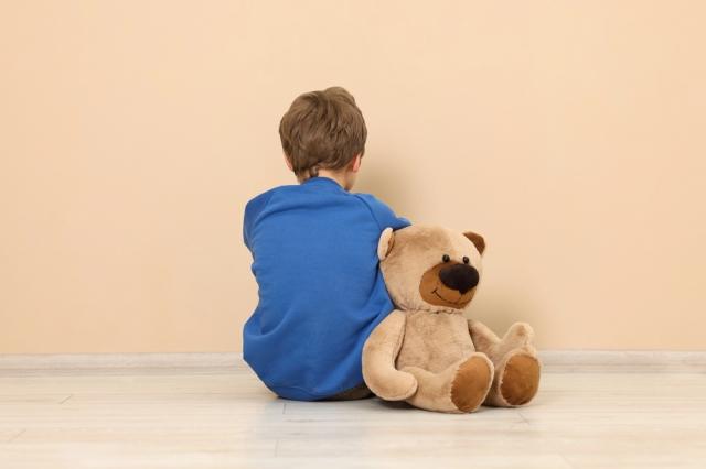 Understanding and Navigating Child Grief For Better Emotional Support cover picture