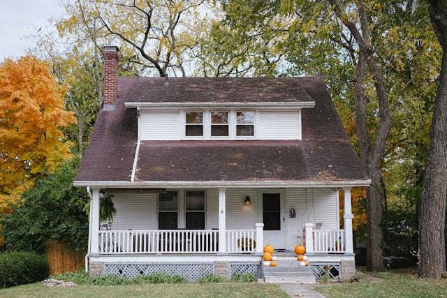 Receive Fast Cash Offers Selling House In Castle Rock cover picture