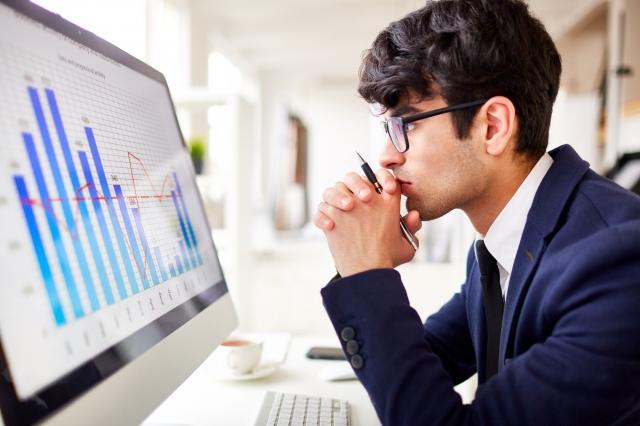 What You Should Know Before Trying CFD Trading cover picture