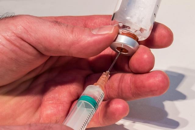 NAD Injections vs. NAD IV Therapy: Which One Is Right for You? cover picture