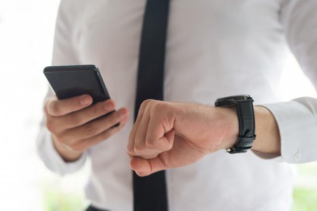 Ultimate 2025 Buying Guide: Top Smartphones and Smartwatches Every Man Should Consider cover picture