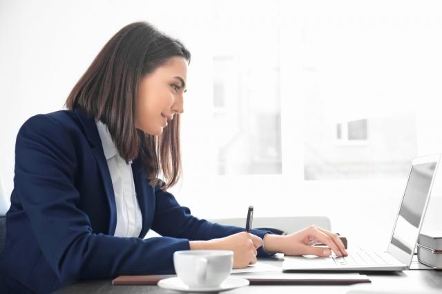 Expanding Your Expertise as a Legal Nurse Consultant: Opportunities and Benefits cover picture
