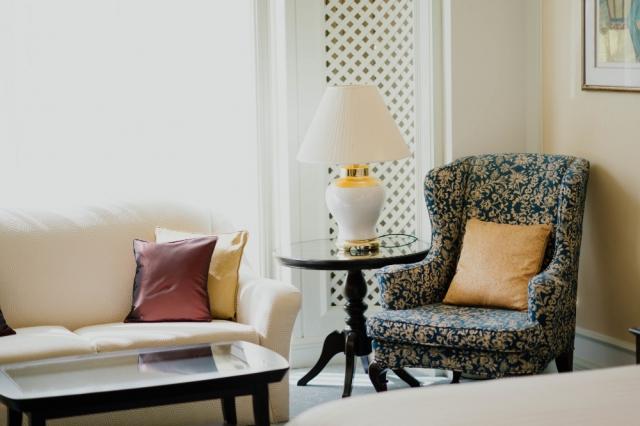 Italian Furniture vs. Contemporary Designs: Which One Suits Your Space? cover picture