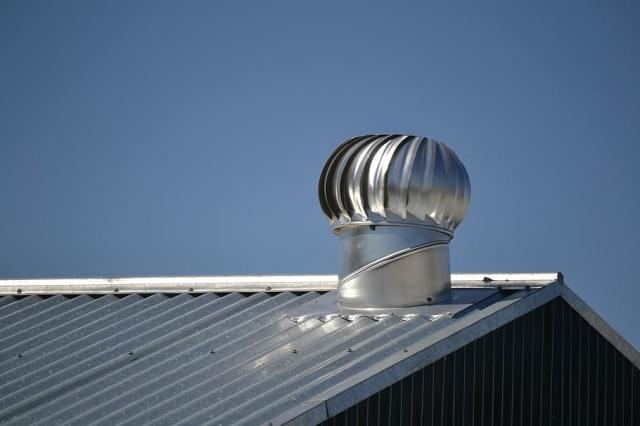 Choosing the Right Orlando Commercial Roofing Specialists [Key Considerations] cover picture