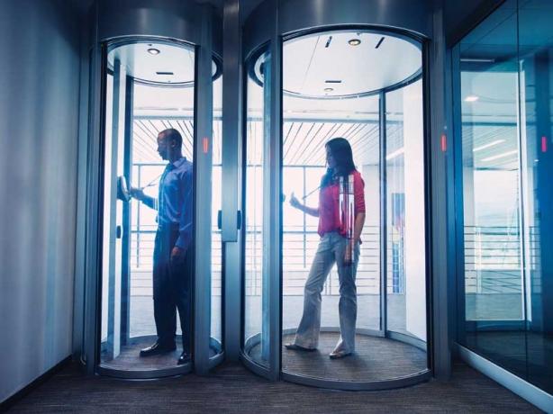 High-Tech Guardians: How Artificial Intelligence Is Revolutionizing Event Security Equipment cover picture