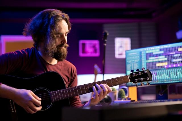 How the Right Tuners (Like Guyker) Keep Your Bass in Perfect Pitch cover picture