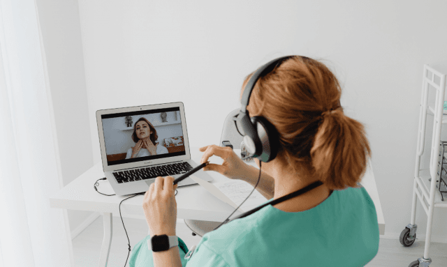 Top 7 Reasons to Choose Online Nursing Programs cover picture