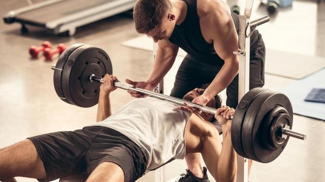 Adaptive Training: How Trainers Adjust Workouts for Every Fitness Level cover picture