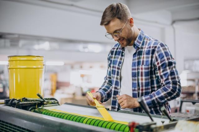 How to Start a Printing Business from Scratch cover picture