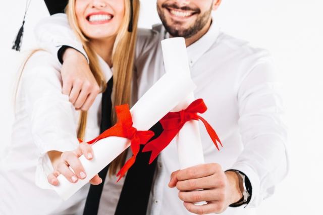 Creative Gift Ideas: Fake Diplomas for Friends and Family? cover picture