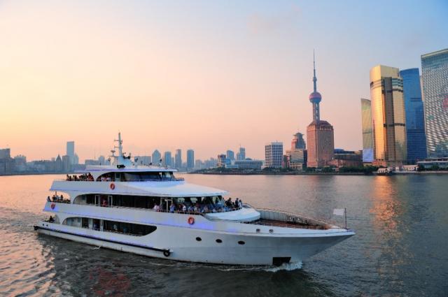 Rent Yacht NYC: Luxury Cruises for Any Occasion cover picture