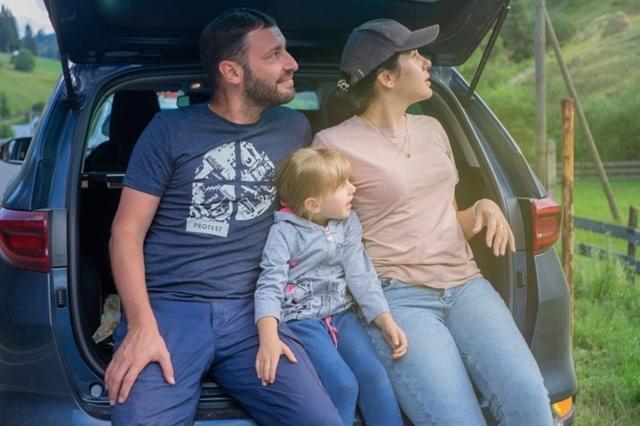 How to organize a family move to Orlando in just 8 steps cover picture