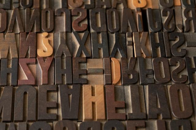 What Your Writing Style Says About You in Online Chats cover picture