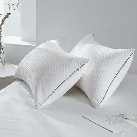 How Hypoallergenic Pillows Help You Breathe Easier and Sleep Deeper cover picture