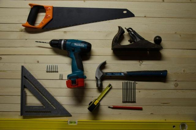 Practical Minimalism: Using Fewer Tools to Do More cover picture
