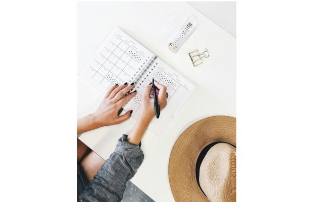 Simplify, Adapt, Thrive: Learning to Let Go of Perfect Plans cover picture