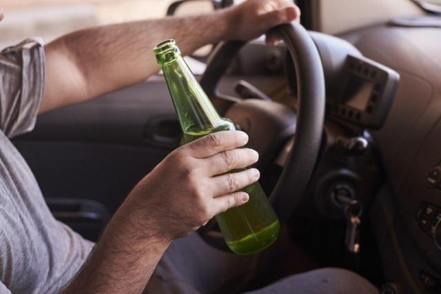 Why You Need a Lawyer for Your Drunk Driving Accident Claim cover picture