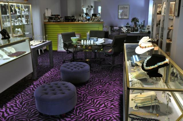 What Is the Most Well-Known Jewelry Store in the World? cover picture