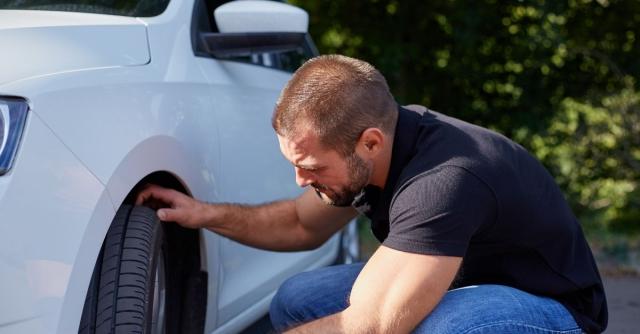 The Essential Checklist for Your Car Before a Long Drive cover picture