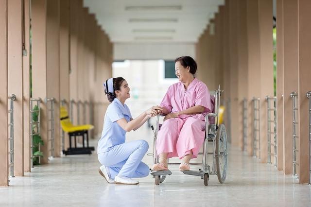 Medicare Coverage for Home Health Care cover picture