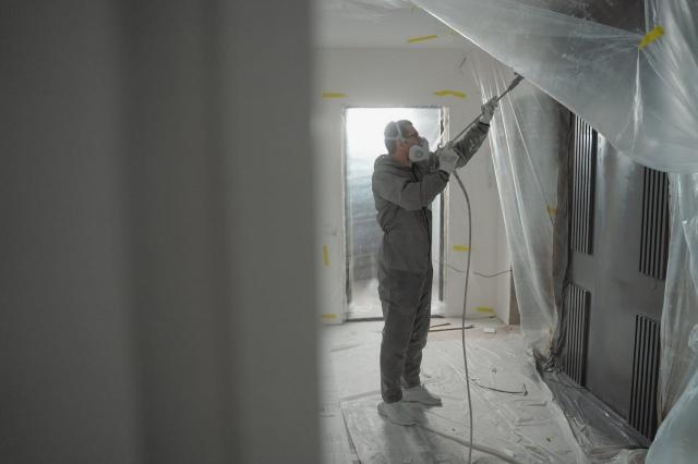 How to Plan Home Renovations and Big Expenses Mindfully cover picture