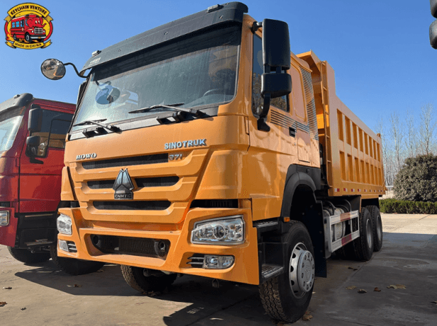 Choosing the Right Used Dump Truck: A Comprehensive Guide cover picture