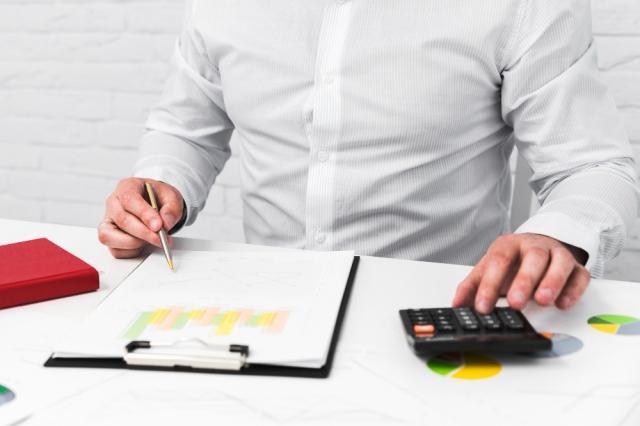 How to consolidate your debts cover picture
