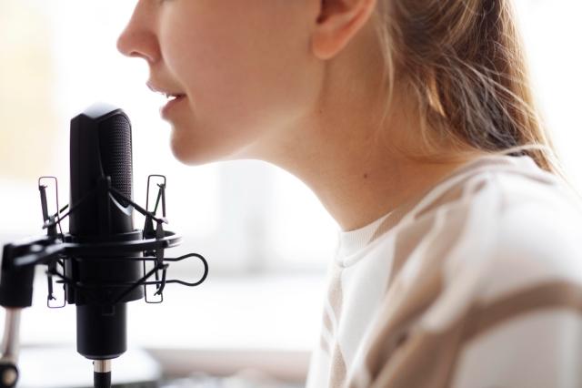 Why Some Voices Hook Me Instantly: The Science of Vocal Attraction cover picture