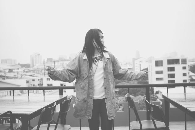 Why Some People Shine in Texts but Struggle on Dates (and How I Handle It) cover picture