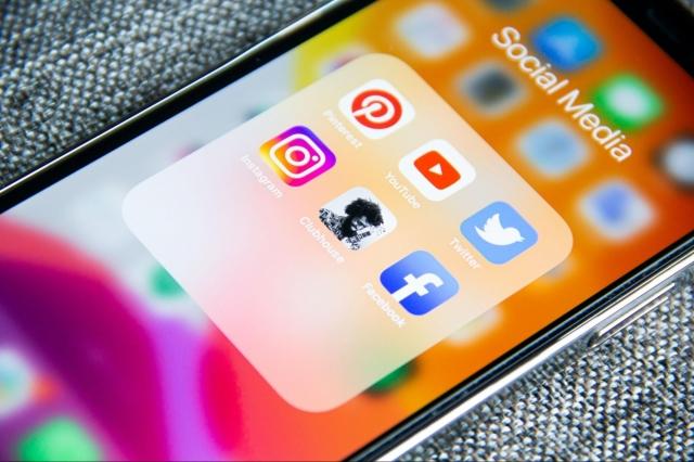 How Can You Increase The Number Of Likes On YouTube? cover picture