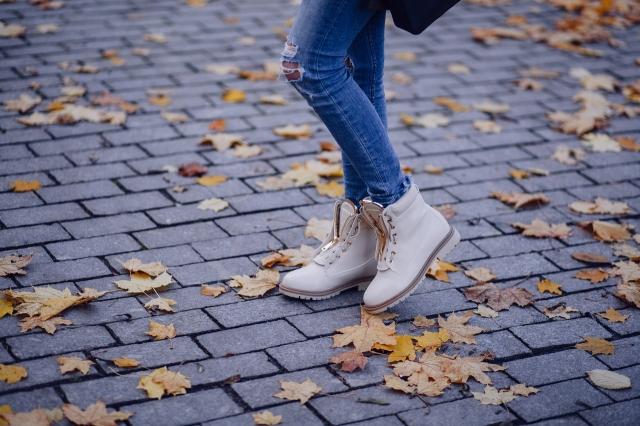 Popular styles of men's shoes for fall 2022 cover picture
