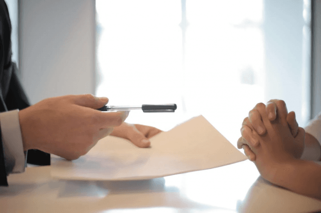 Expert Advice on Navigating Personal Insurance Complexities cover picture