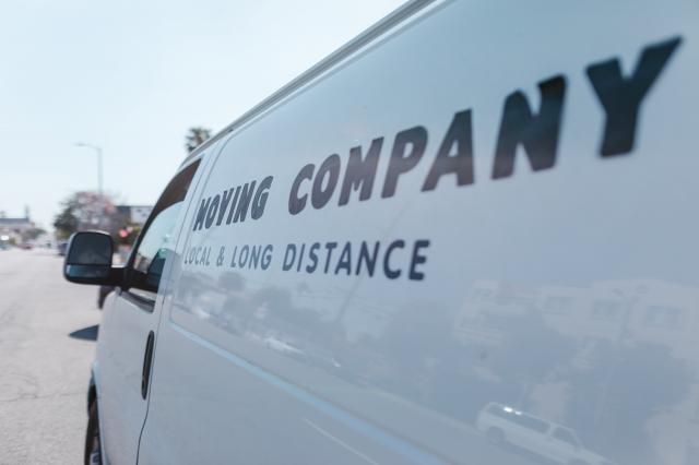 The Positive Impact Of Professional Moving Services cover picture