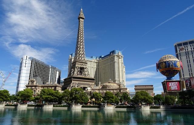Heading to Vegas? Top 4 Incredible Hotels To Book for Your Stay cover picture