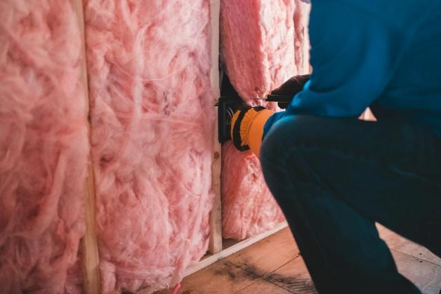 Clearing the Air: Insulation Removal Tips cover picture