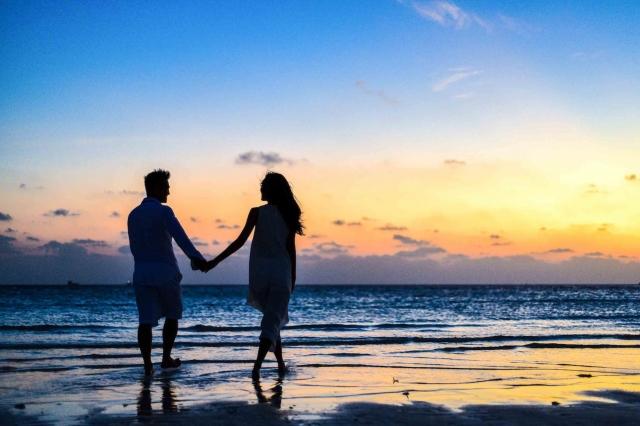 Honeymoon Safari in Africa: A Complete Guide cover picture