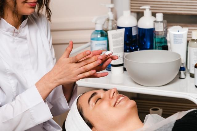 Sensitive Skin Solutions: The Best Facial Treatments For Delicate Complexions cover picture