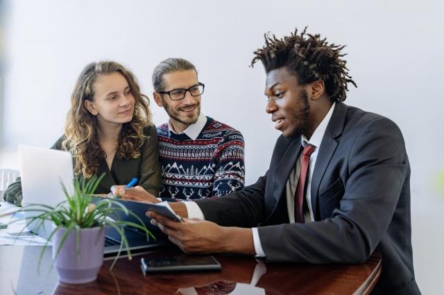 Streamlining Tax Processes: The Role of Service Bureau Tax Software cover picture