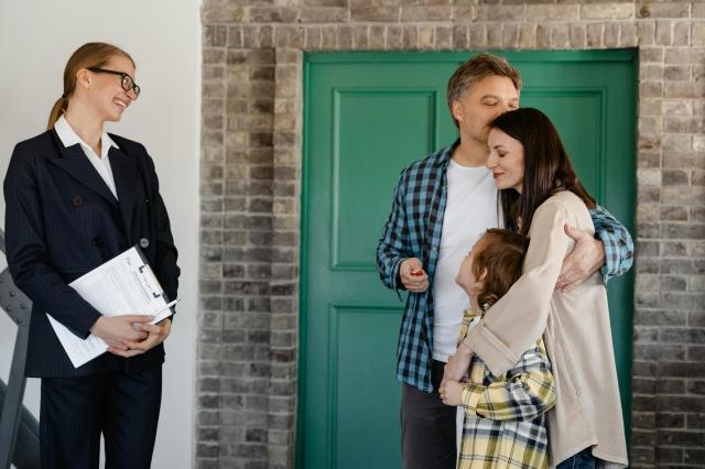 5 Signs You Need a Property Management Firm cover picture