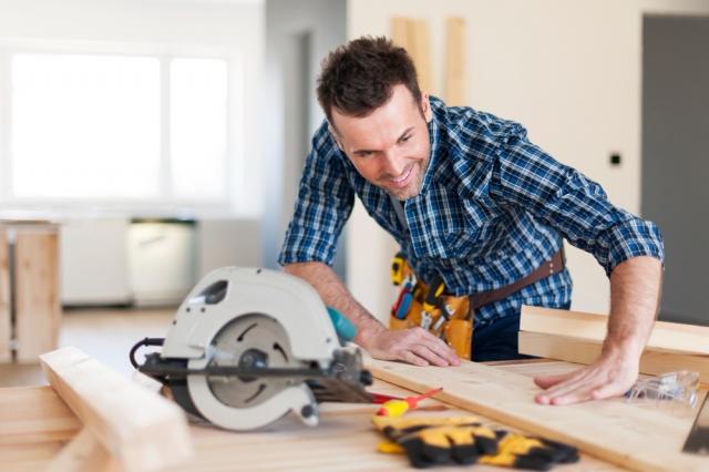 10 Must-Have Power Tools for Every DIY Enthusiast cover picture
